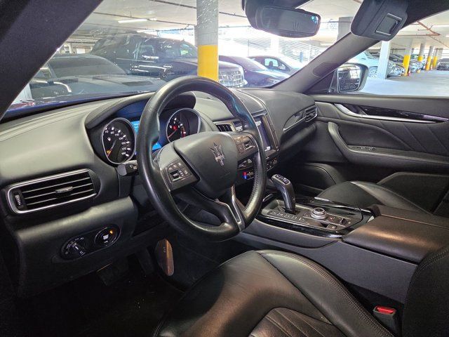 Used 2019 Maserati Levante AWD/4WD image 9