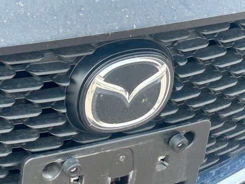 Used 2023 MAZDA MAZDA3 s image 10