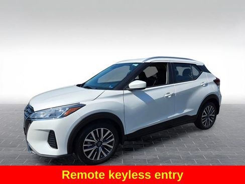 Used 2024 Nissan Kicks SV FWD image 4