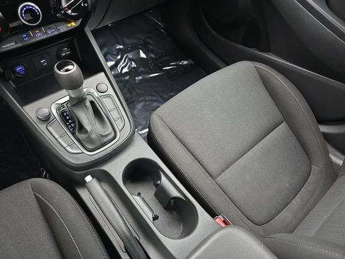 Used 2023 Hyundai Kona SEL FWD image 25