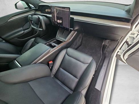Used 2022 Tesla Model S image 22