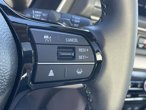 New 2025 Honda Pilot Touring image 34