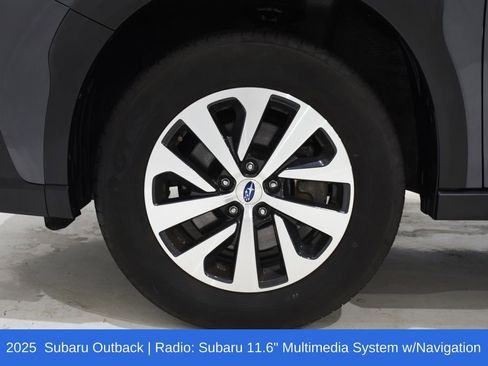 Used 2025 Subaru Outback Premium image 6