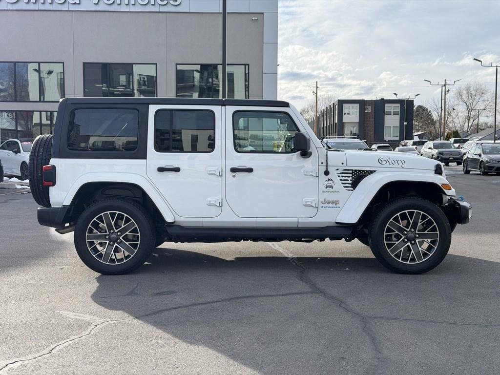 Used 2023 Jeep Wrangler Unlimited Sahara w/ Cold Weather Group AWD/4WD image 8