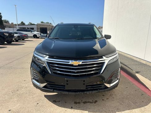 Used 2024 Chevrolet Equinox Premier FWD image 2
