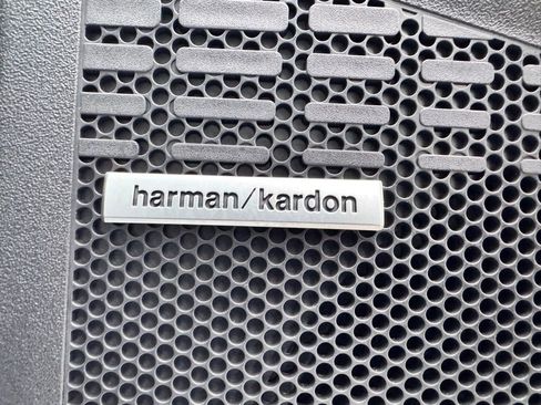 Used 2024 Subaru Solterra Touring image 29