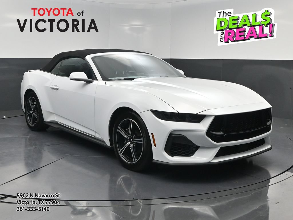 Used 2025 Ford Mustang Premium RWD image 1