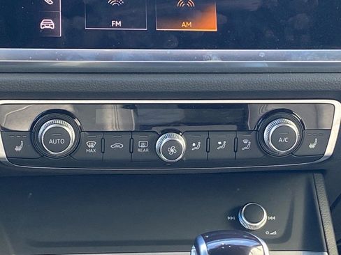 Used 2022 Audi Q3 2.0T Premium image 5