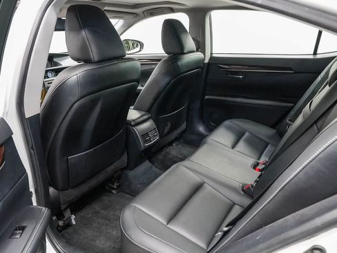Used 2013 Lexus ES 350 w/ Premium Pkg FWD image 19