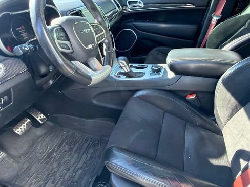 Used 2019 Jeep Grand Cherokee SRT AWD/4WD image 7