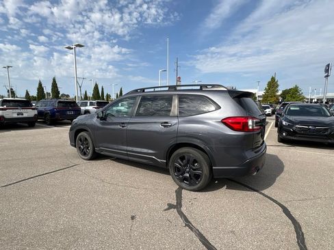 Used 2023 Subaru Ascent Onyx Edition Limited AWD/4WD image 6