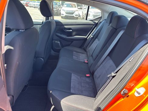 Used 2025 Nissan Sentra SR FWD image 6