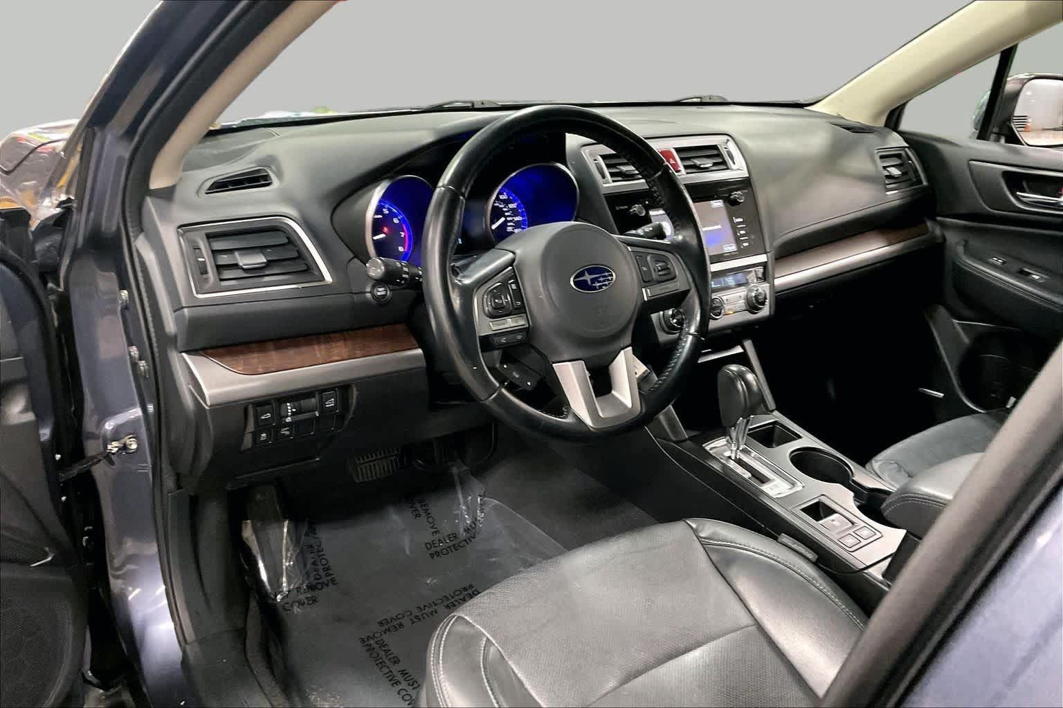 Used 2016 Subaru Outback 3.6R Limited AWD/4WD image 17