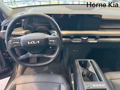 New 2026 Kia EV9 Light RWD image 15