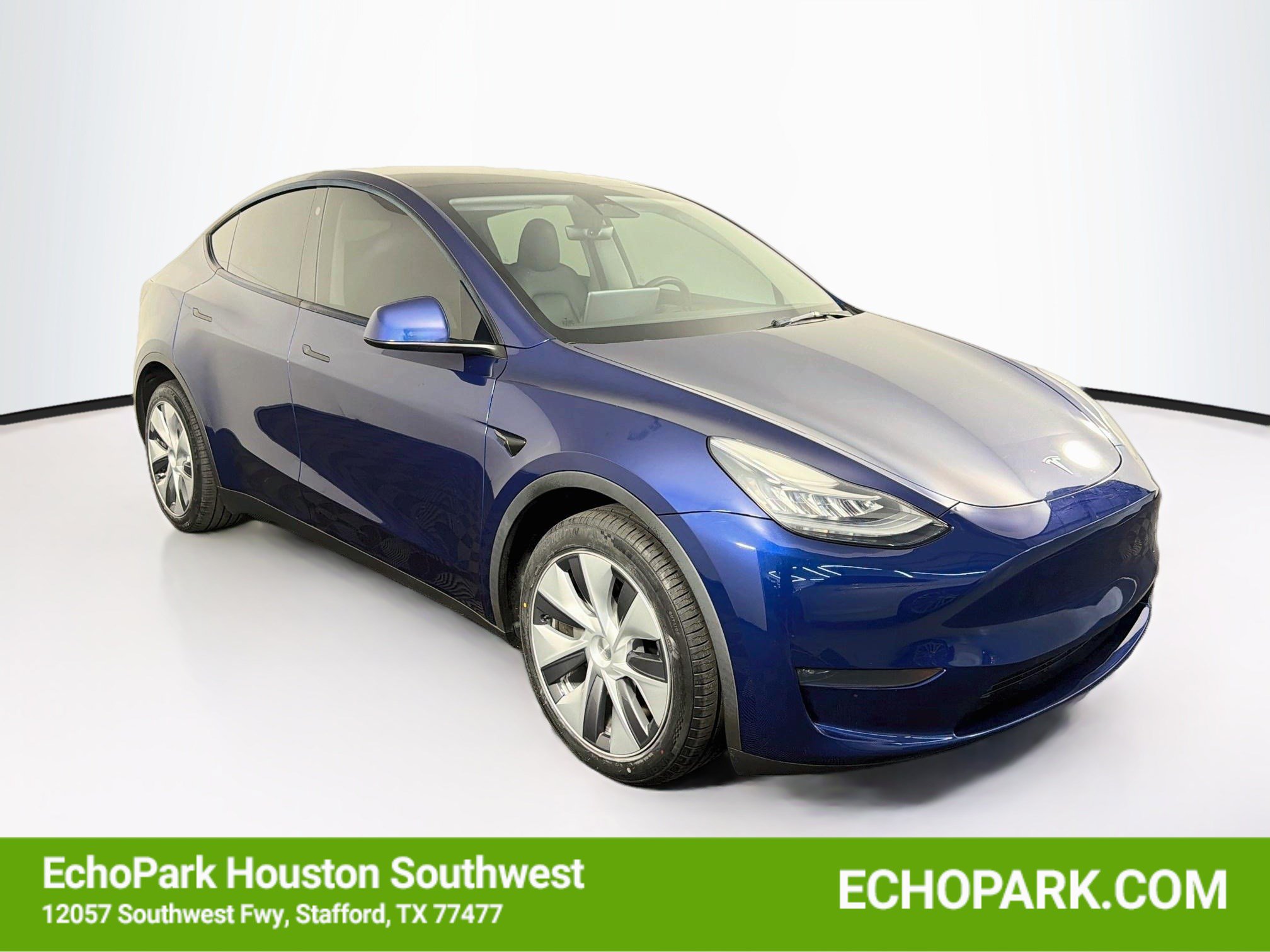 Used 2023 Tesla Model Y Long Range AWD/4WD image 1