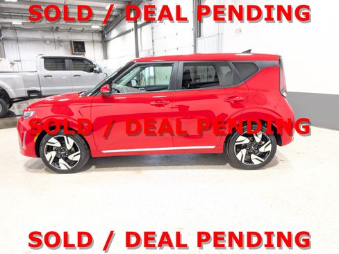 Used 2024 Kia Soul GT-Line w/ GT-Line Technology Package FWD image 6