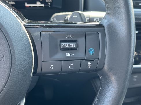 Used 2023 Nissan Rogue Platinum w/ Platinum Premium Package AWD/4WD image 21