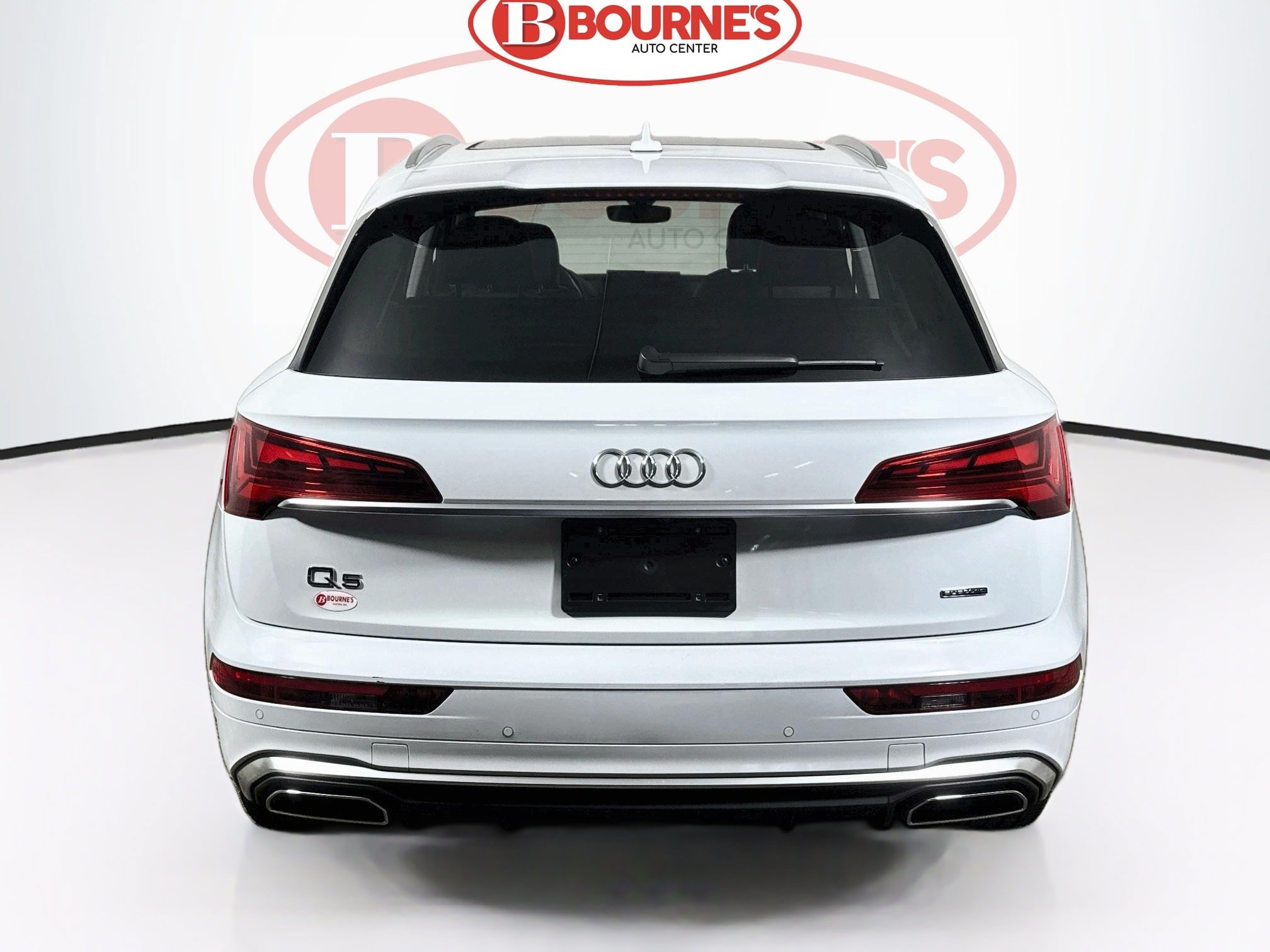 Used 2023 Audi Q5 e Premium Plus w/ Premium Plus Package AWD/4WD image 10