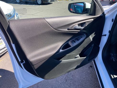 Used 2024 Chevrolet Malibu LT image 18