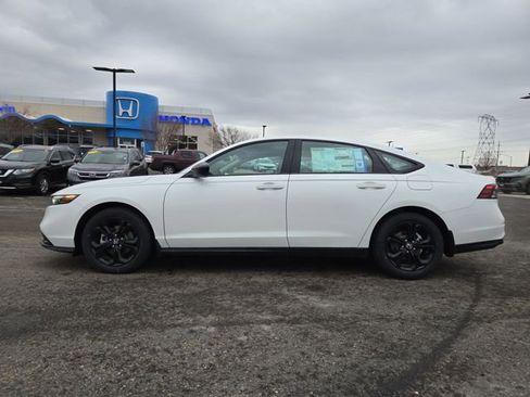 New 2025 Honda Accord SE image 6
