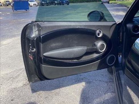 Used 2014 MINI Cooper Roadster S w/ Sport Package image 14