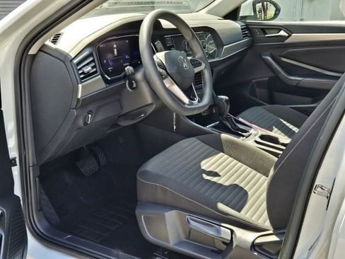 Certified 2023 Volkswagen Jetta S image 13