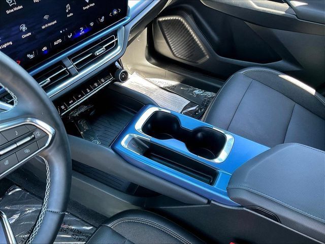 Certified 2024 Chevrolet Equinox EV LT w/ LPO, Blackout Package FWD image 20