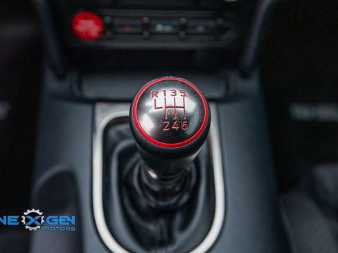 Used 2016 Ford Mustang Shelby GT350 w/ Track Package RWD image 21