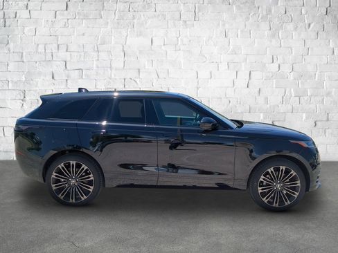 New 2026 Land Rover Range Rover Velar Dynamic SE image 7