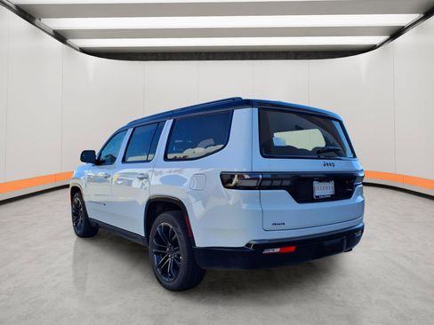 New 2026 Jeep Grand Wagoneer Summit image 4