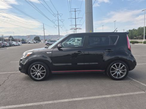 Used 2019 Kia Soul ! w/ Technology Package FWD image 6