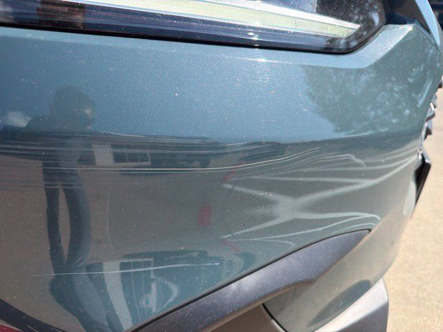 Used 2024 Honda HR-V LX image 9
