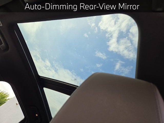 Certified 2025 BMW X1 xDrive28i w/ Technology Package AWD/4WD image 14
