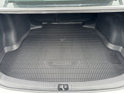 Used 2024 Toyota Corolla XSE image 12