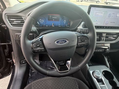 Used 2024 Ford Escape Active w/ Tech Pack #2 FWD image 28
