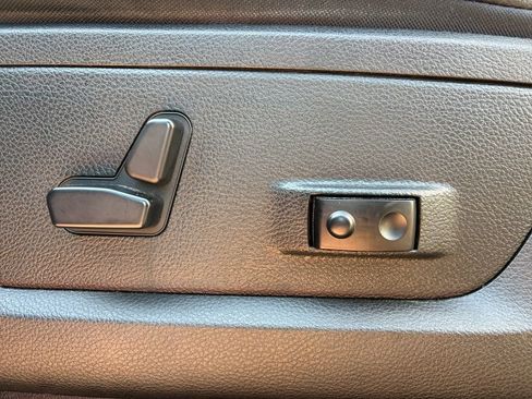 Used 2018 RAM 1500 Lone Star RWD image 12