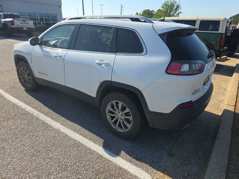 Used 2021 Jeep Cherokee Latitude Lux w/ Sun & Sound Group image 13