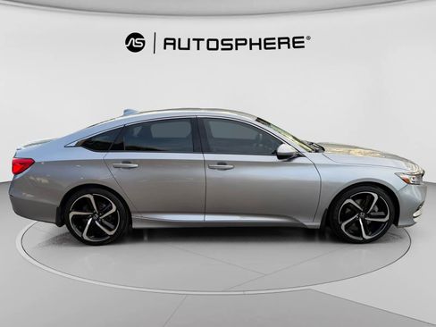 Used 2019 Honda Accord Sport image 11
