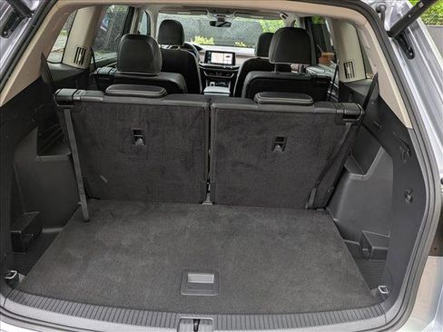 Used 2025 Volkswagen Atlas SEL Premium R-Line AWD/4WD image 23