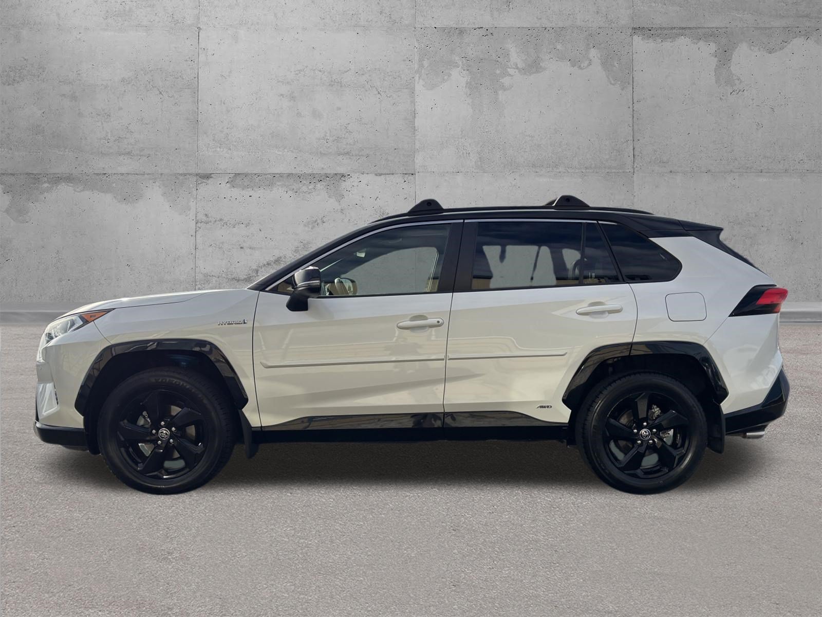 Used 2021 Toyota RAV4 XSE AWD/4WD image 4