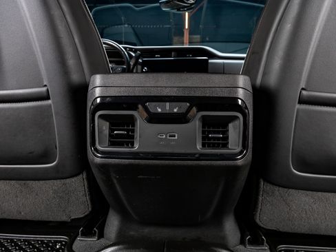 Used 2024 GMC Sierra 2500 AT4X AWD/4WD image 33