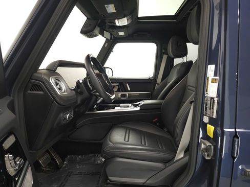 Used 2025 Mercedes-Benz G 550 image 8