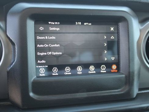 Used 2022 Jeep Wrangler Unlimited Sport AWD/4WD image 30