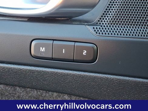 Certified 2023 Volvo XC40 B5 Plus w/ Driver Assist Package image 28