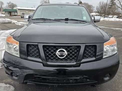Used 2011 Nissan Armada SV AWD/4WD image 2