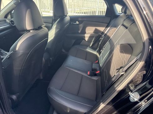 Used 2023 Kia Forte GT-Line image 14