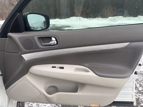 Used 2012 INFINITI G25 Journey image 20