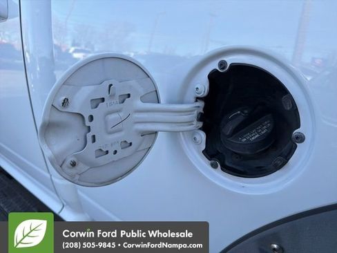 Used 2014 RAM 2500 SLT image 10