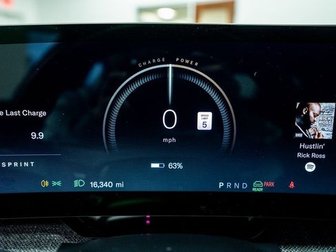 Used 2024 Lucid Air Pure image 40