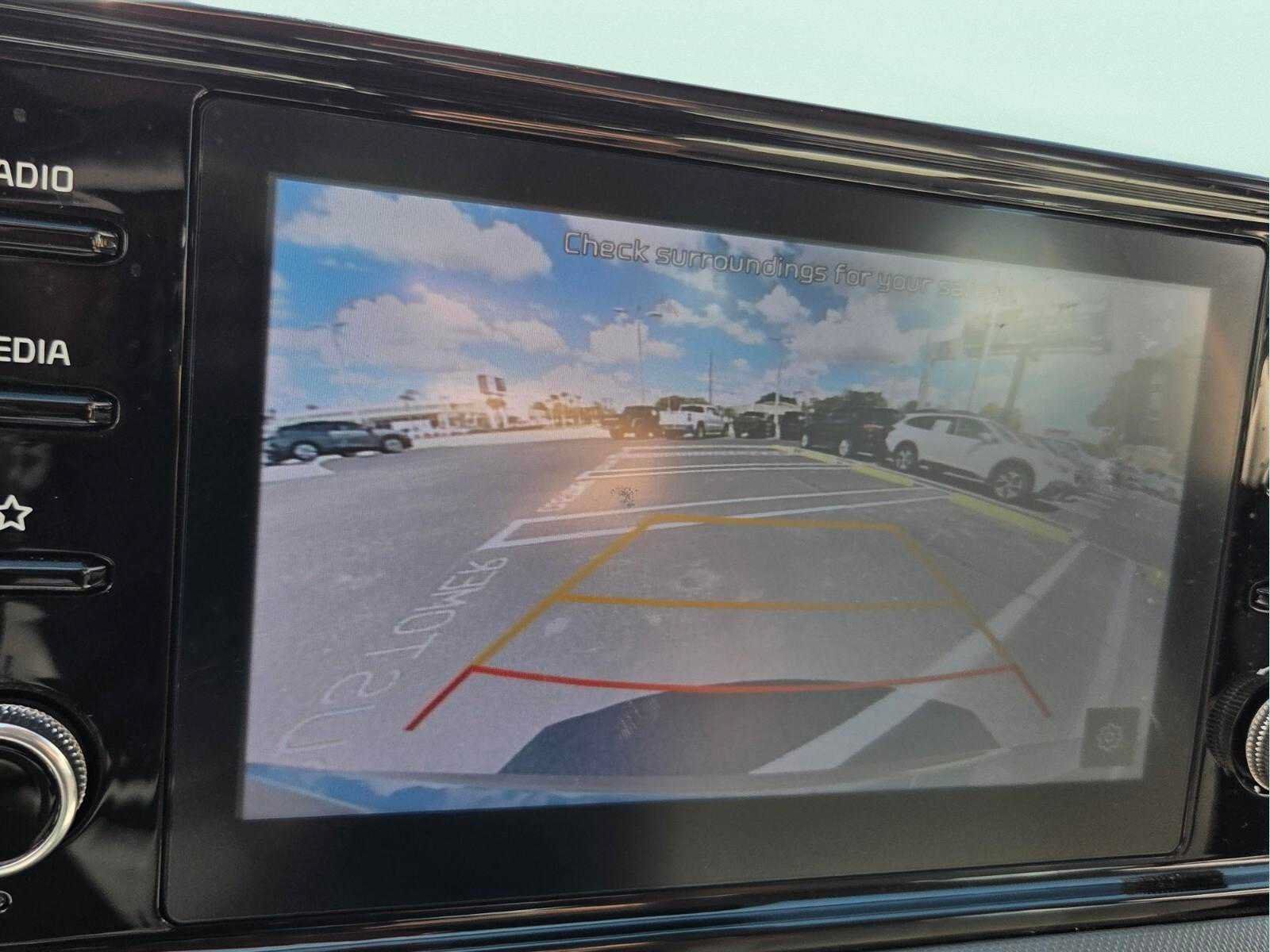 Used 2022 Kia K5 LXS FWD image 22